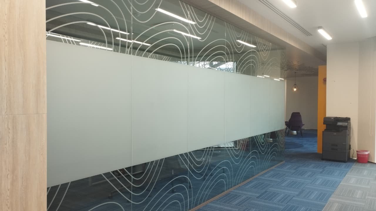 Window glass tinting for homes and offices in Muscat