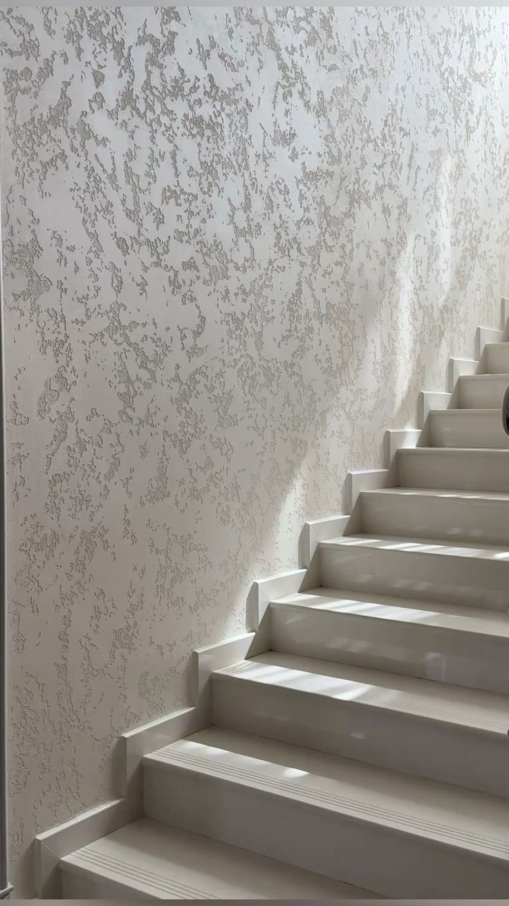 Modern textured wall painting and decorative accent wall in Muscat